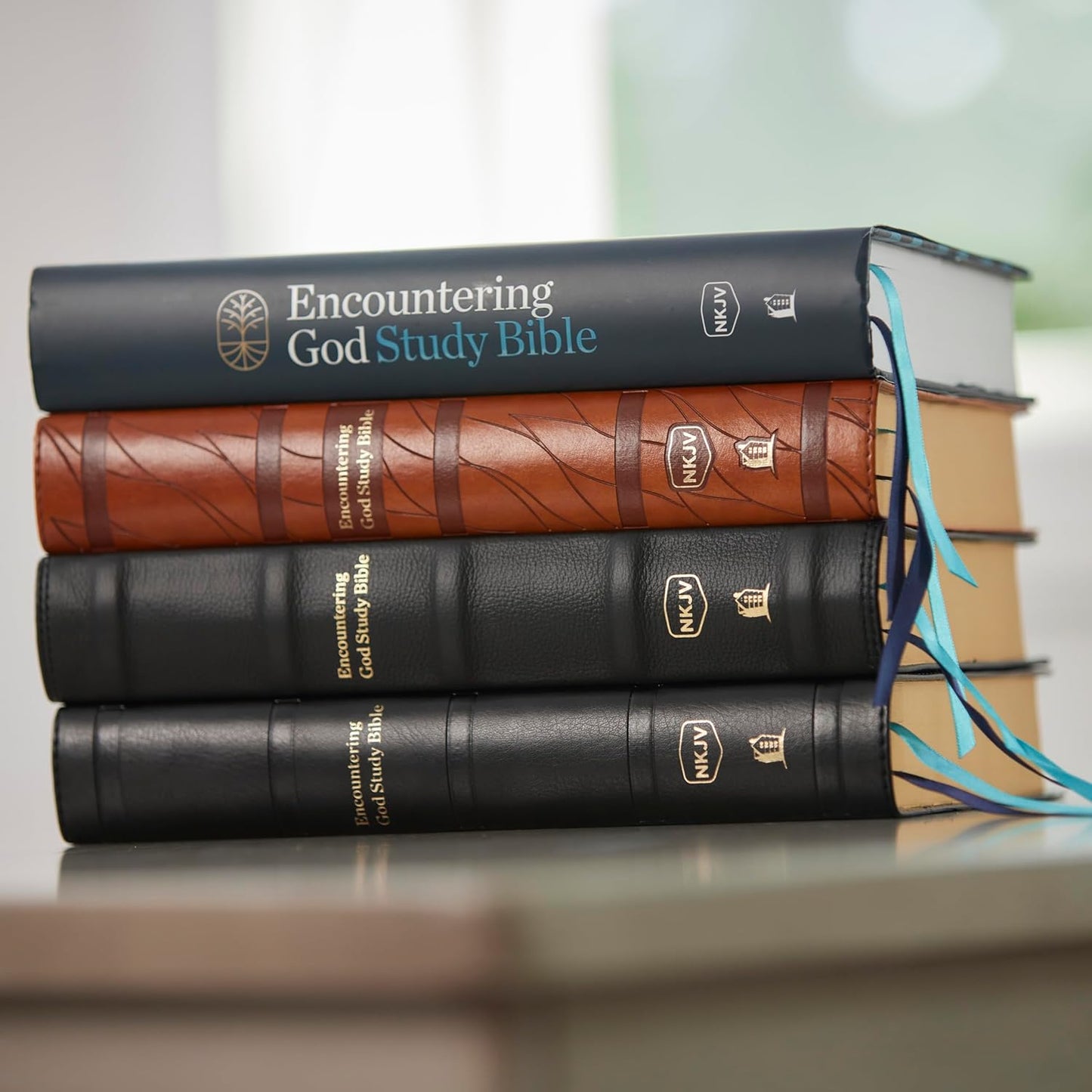 Encountering God Study Bible: Insights from Blackaby Ministries on Living Our Faith