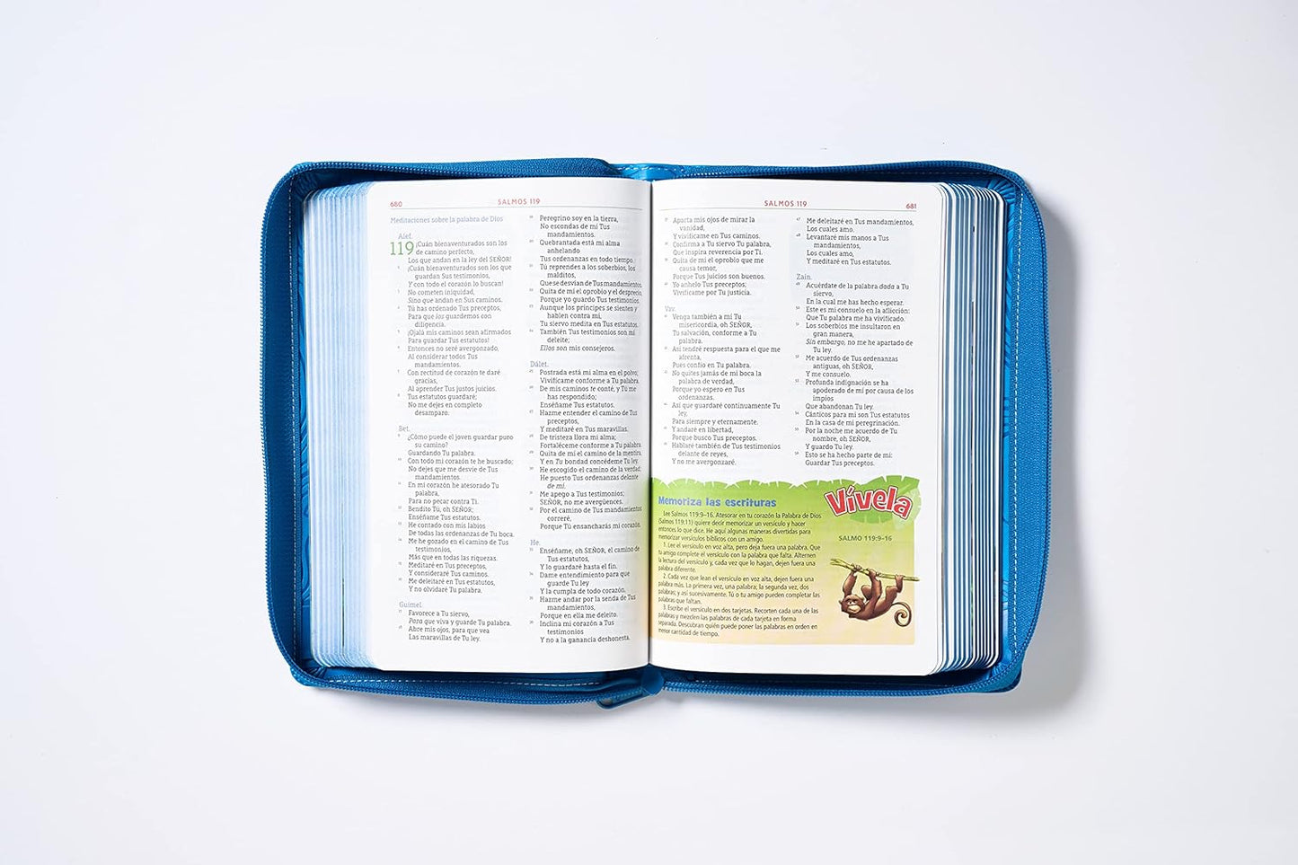 NBLA, Biblia Aventura, Interior a color, Leathersoft, Azul, con Cierre,